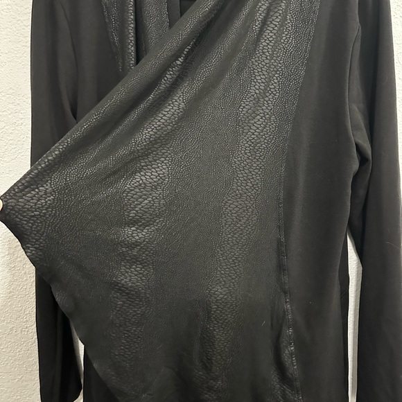 Point Zero Women’s Black Foe Snakeskin Cardigan Sz L - Picture 4 of 8